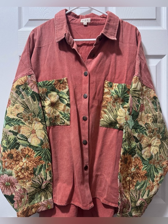 POL Tops - POL Just Like Grandma’s Couch Dusty Rose Button-Down Shirt with Floral Tapestry